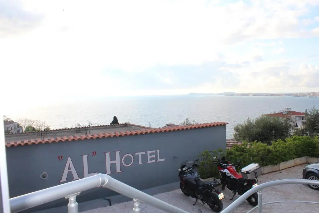 Отель Al Hotel