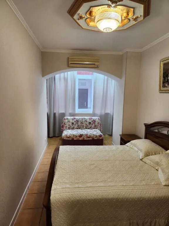 Lyuks 2 Flat