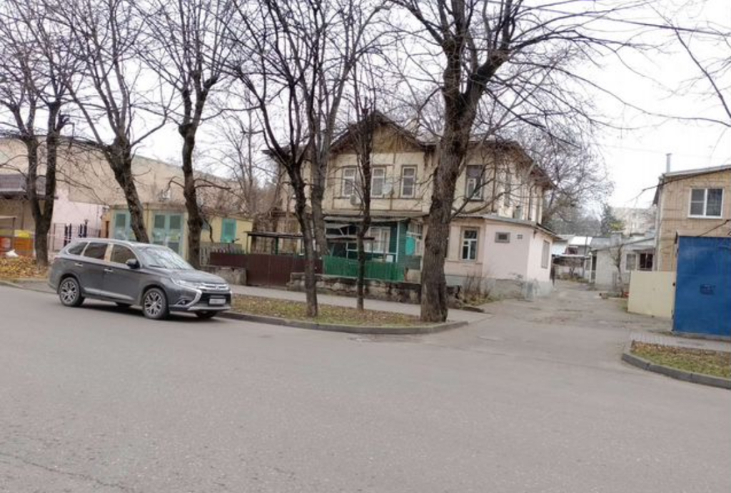 Квартира В самом Центре города Ессентуки, 3 минуты КурортныйПарк, Источники, Санатории, ванны, кафе, столовые, рынок, вокзал