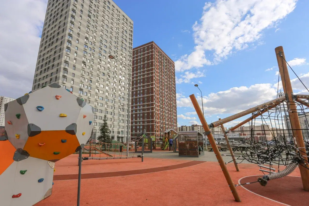 Квартира Уютная Eliza Home Рядом с Метро Автово