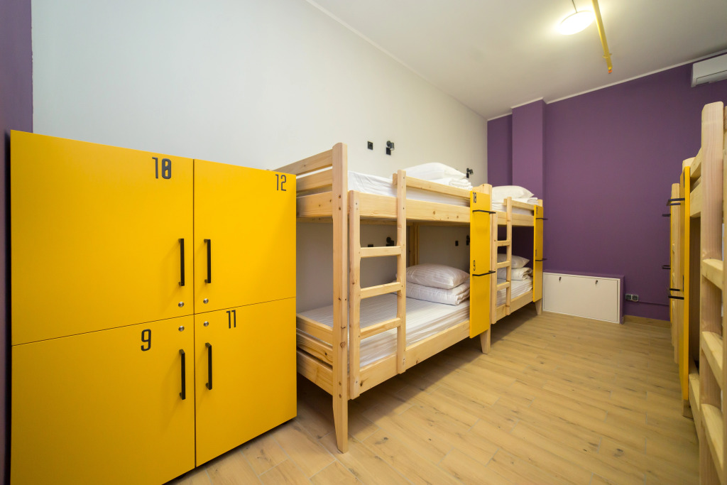 HOTEL Bee Station