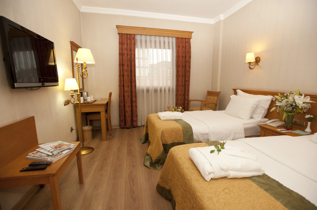 Usta Park Hotel