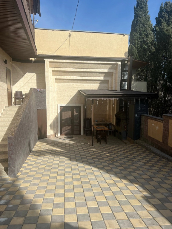 Galon Guest House
