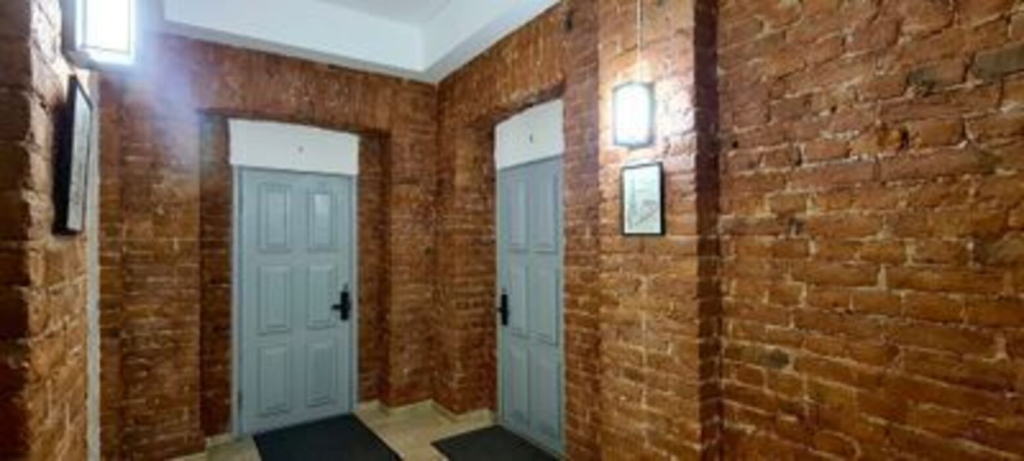 Квартира в Доме Памятнике и в Самом Центре