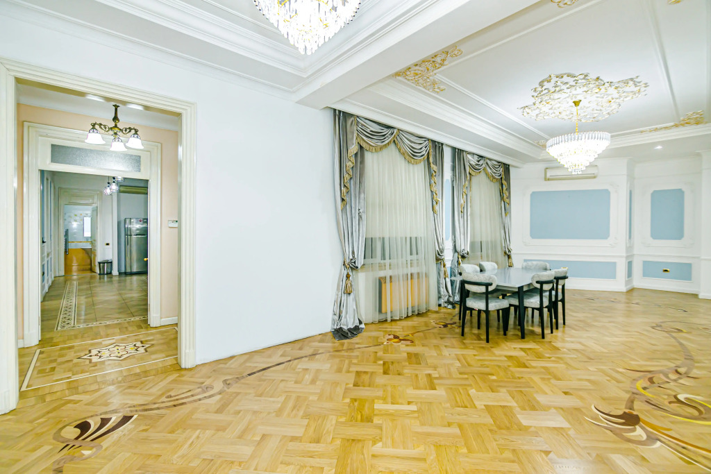 Апартаменты Luxury 7 Bedroom in Nizami street