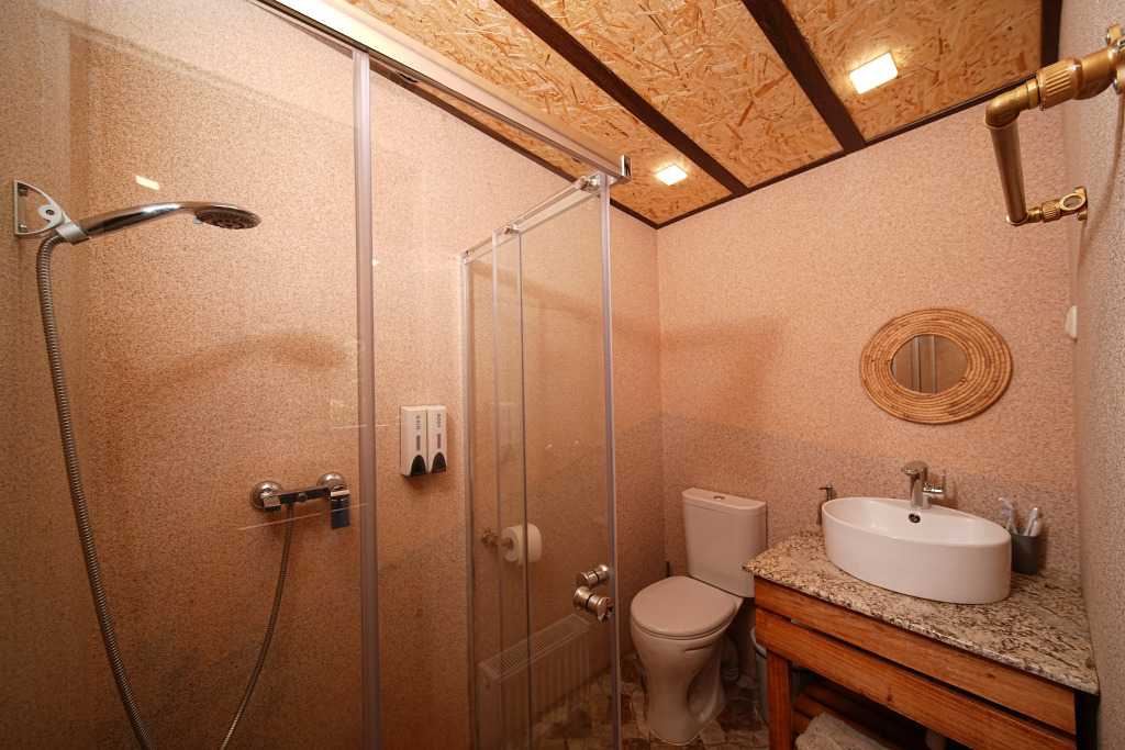 EcoLife Lodge Hotel & Restaurant