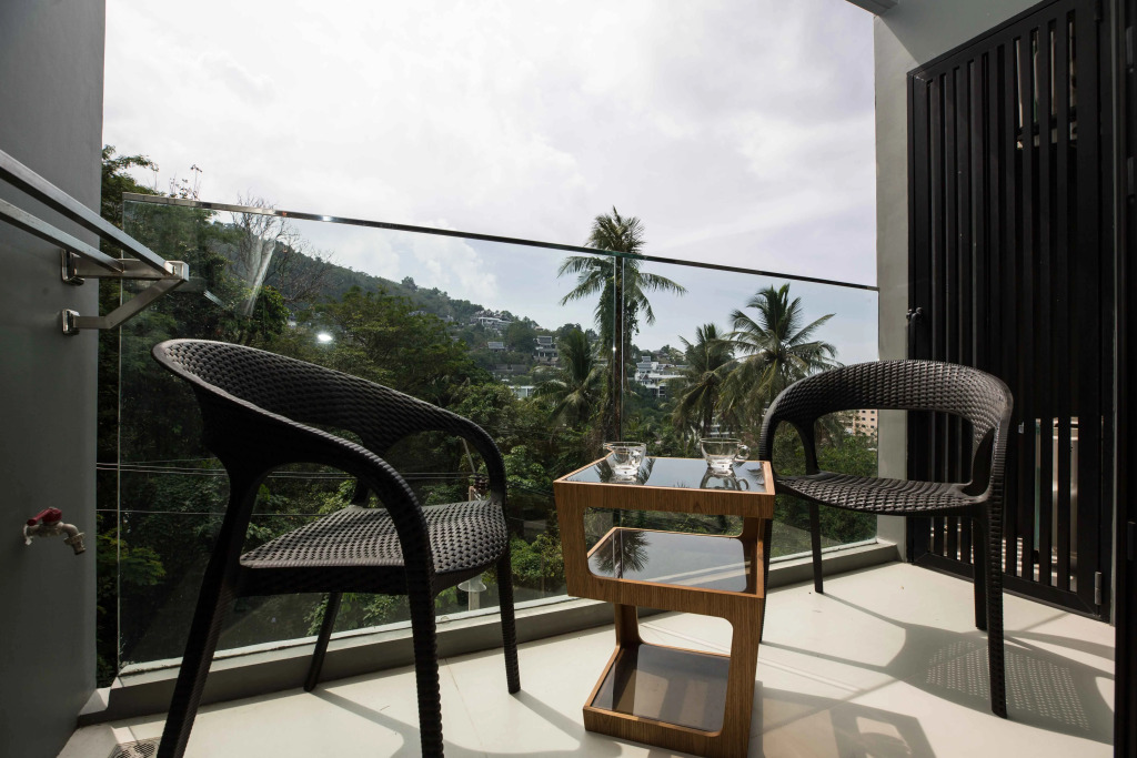 Luxury sea view apartment at Mida Grande Surin
