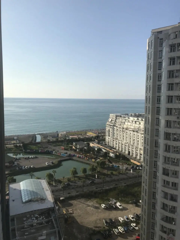 Mega Palace Apartments