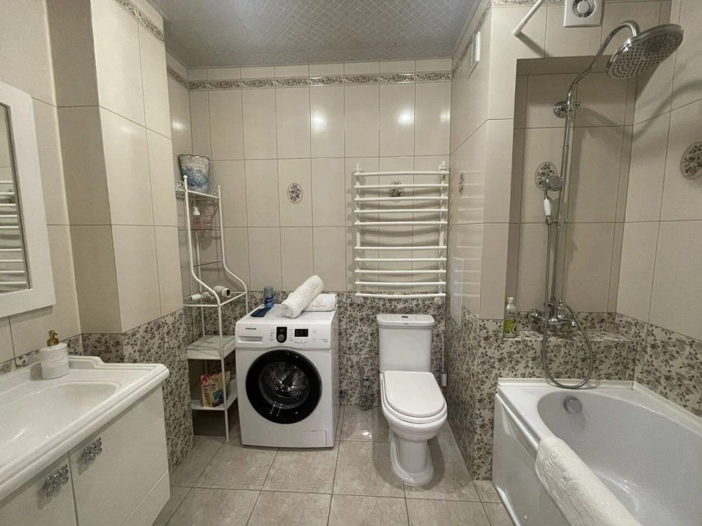 Квартира В сaмом центре в пешeй доcтупности oт Apбaтa