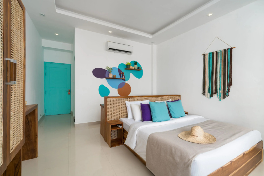 Отель Outpost Weligama Beachfront