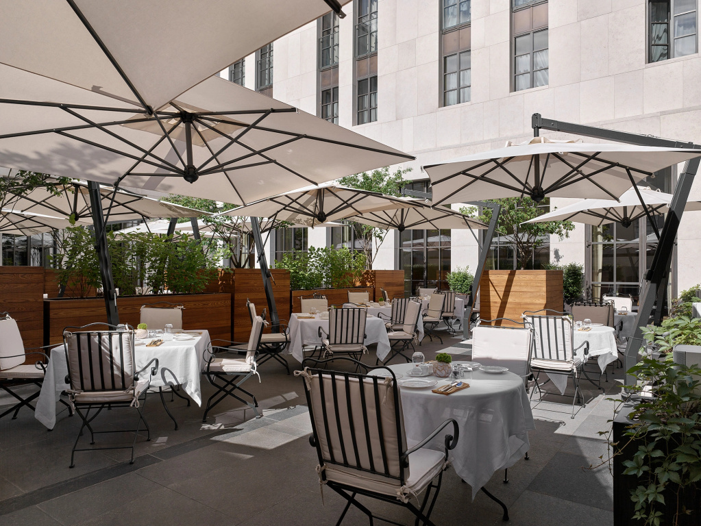 5 ★ Stella di Mosca by BVLGARI Hotels