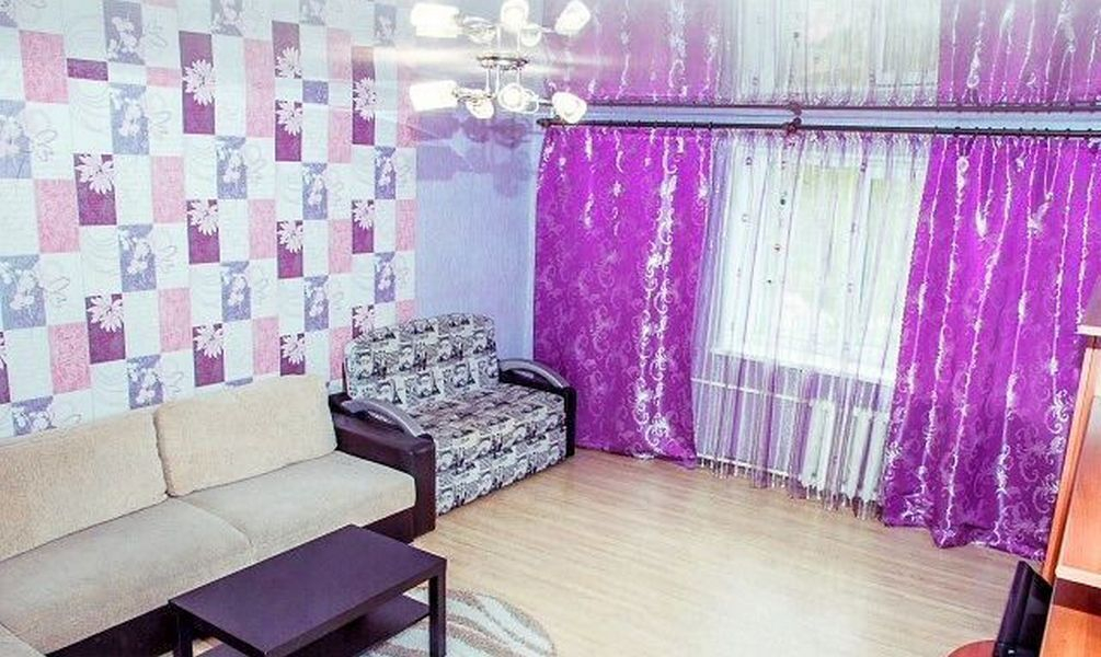 Квартира в Самoм Центpе Гoрoда