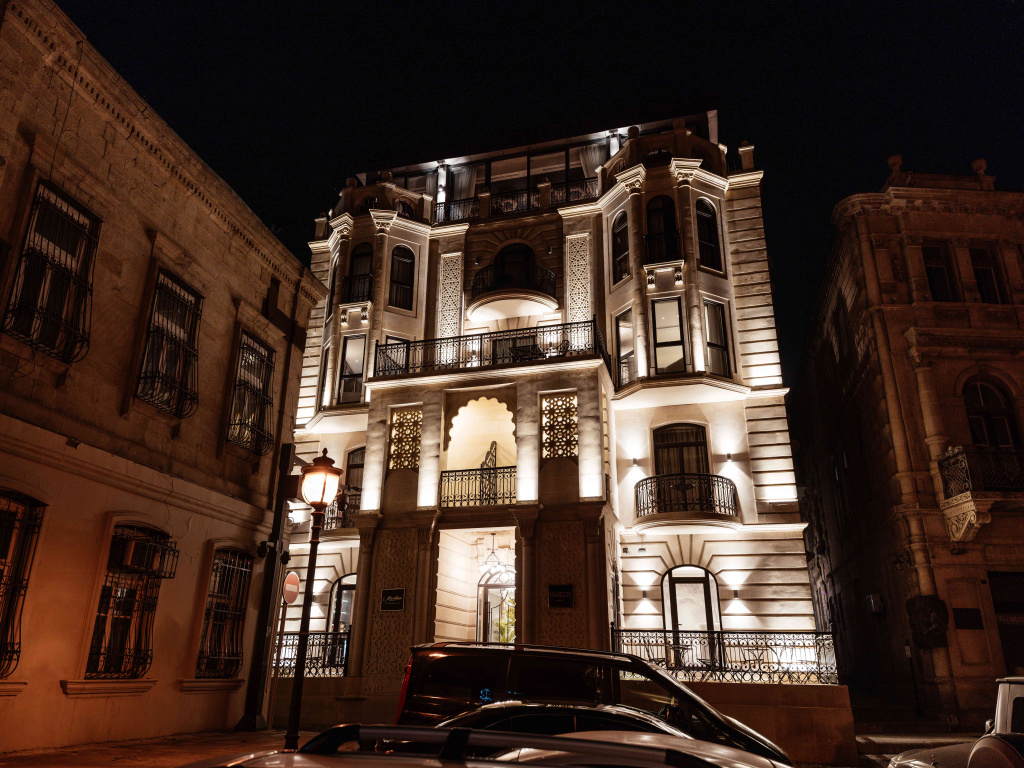 Meridian Luxury Boutique Hotel