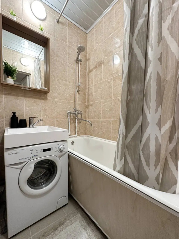 Квартира Top Rooms: Двухкомнатная у метро Пролетарская с качелями