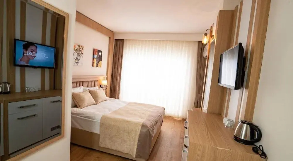 Lara Garden Hotel