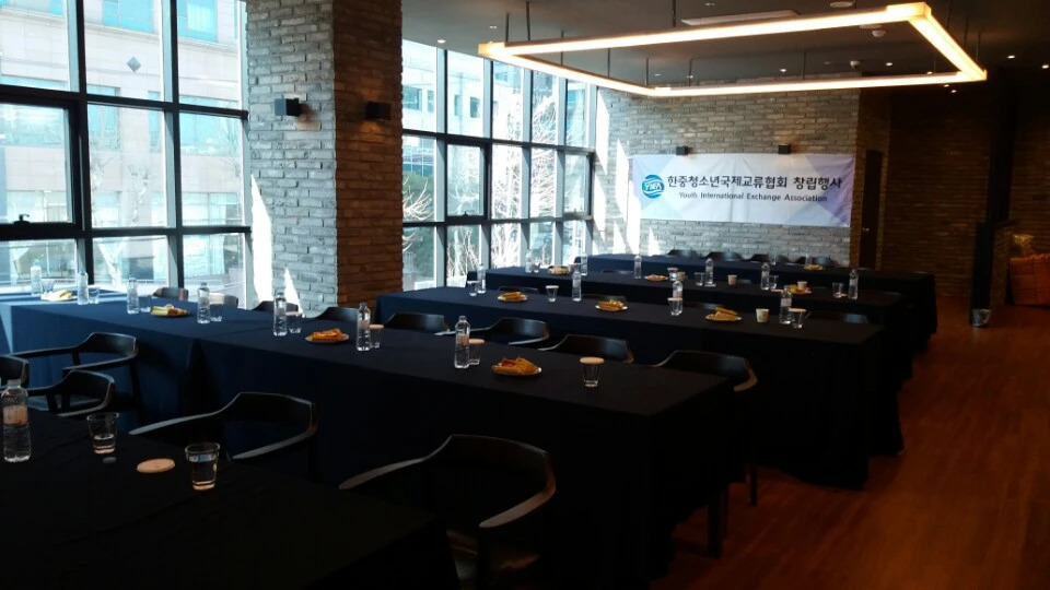 Отель Vella Suite Suwon