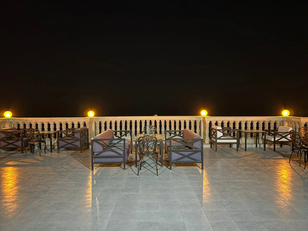 Seaside Hotel