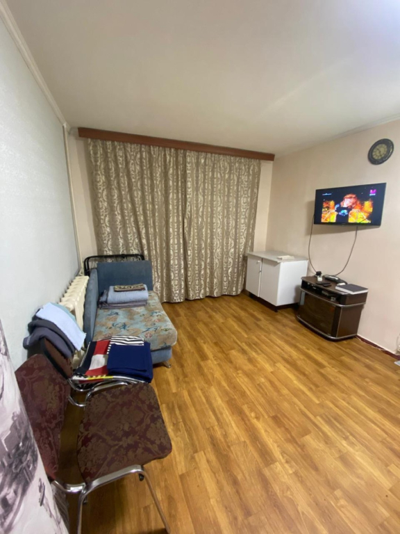 U Metro Novogireevo Flat
