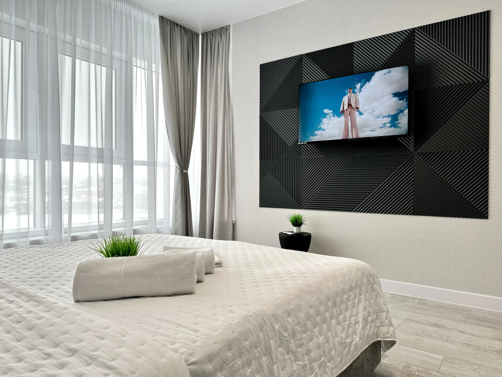Квартира Enigma Apartments - Студия с панорамным видом на набережную и реку Свияга