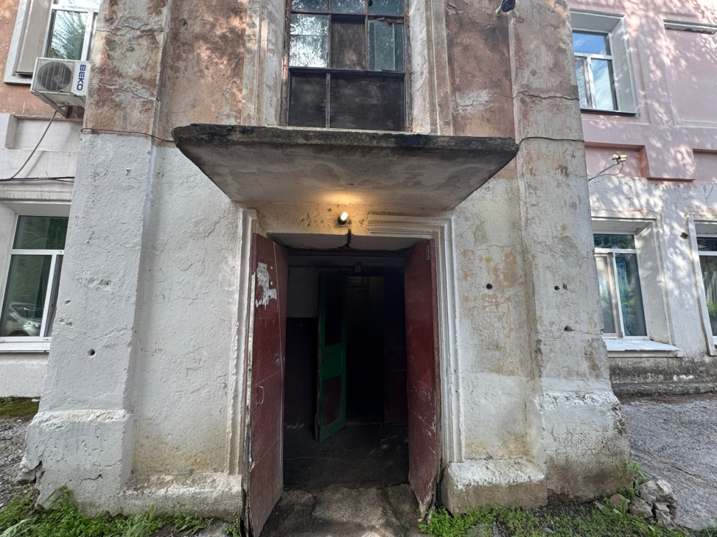 Квартира Двухуровневая студия с дизайнерским ремонтом в старом фонде