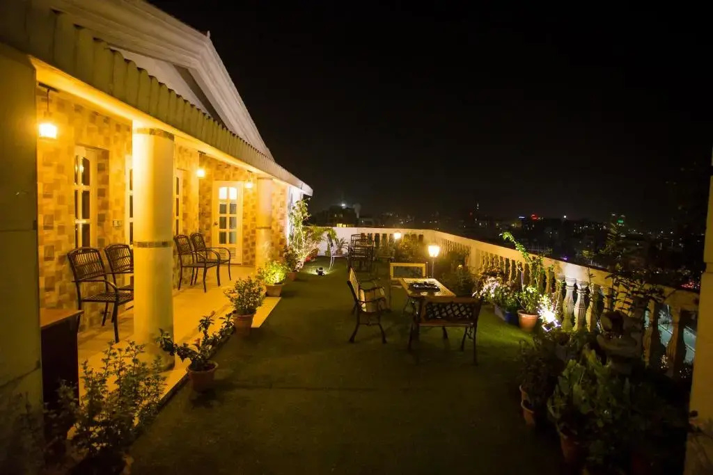 Shinepukur Suites