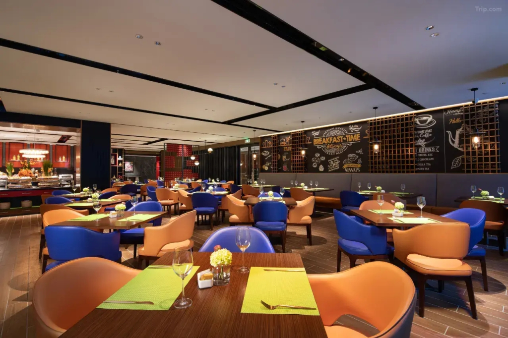 Отель Hampton by Hilton Beijing Guomao CBD