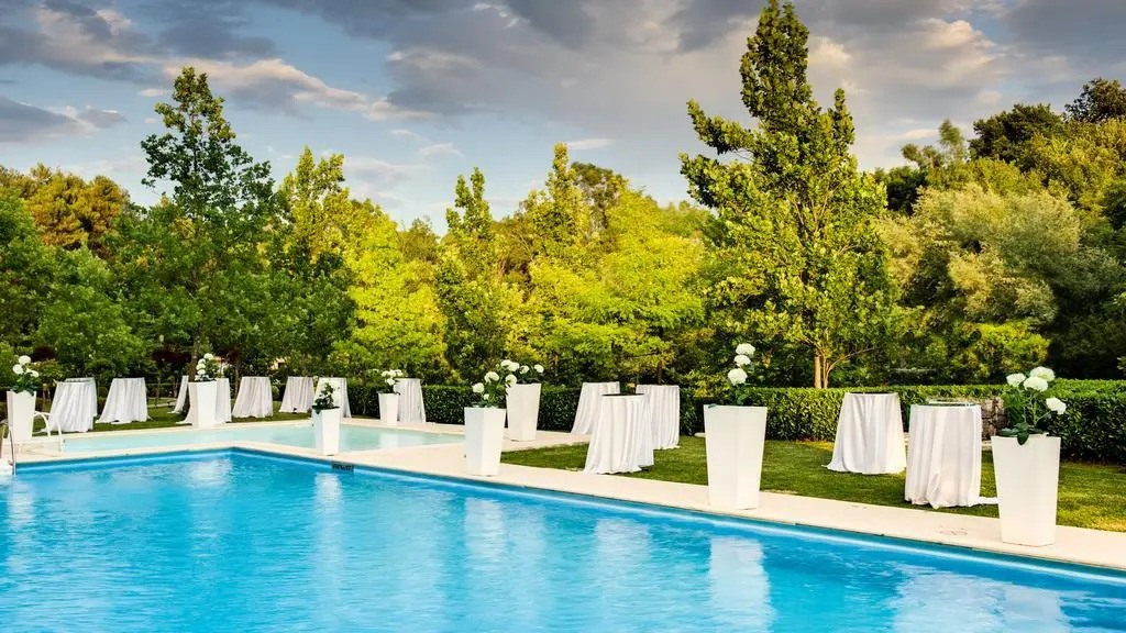 Mak Albania Hotel