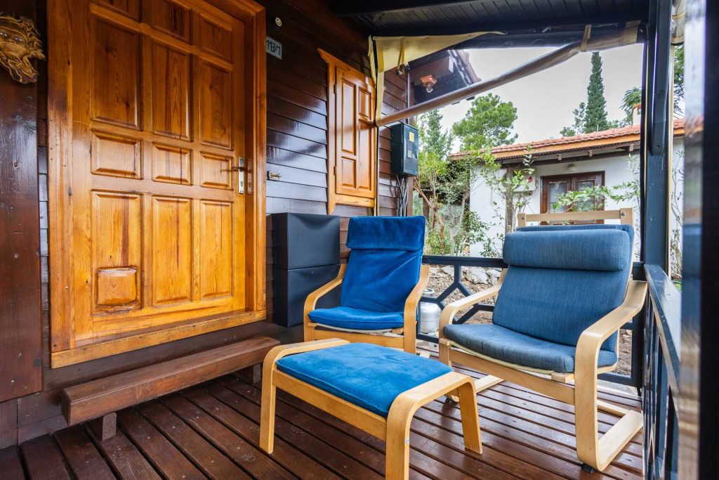 Меблированные комнаты Holiday House dilek çıralı