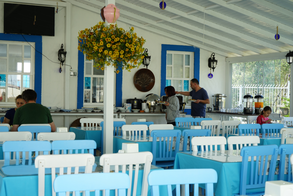 Zeytin Arası Apart Otel