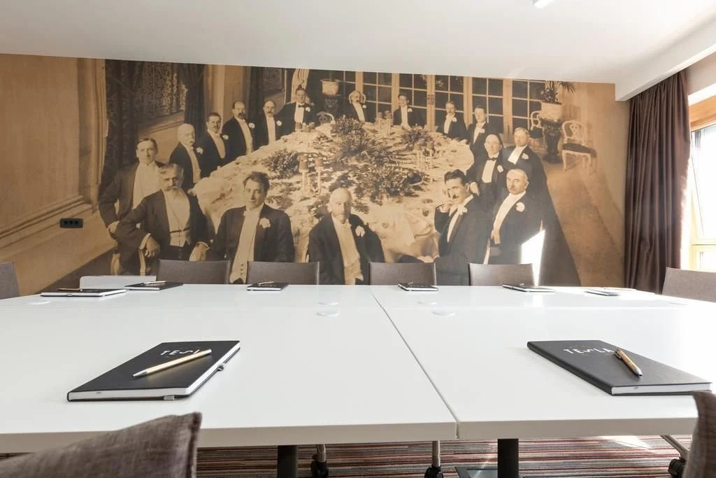 Hotel TESLA - Smart Stay Garni