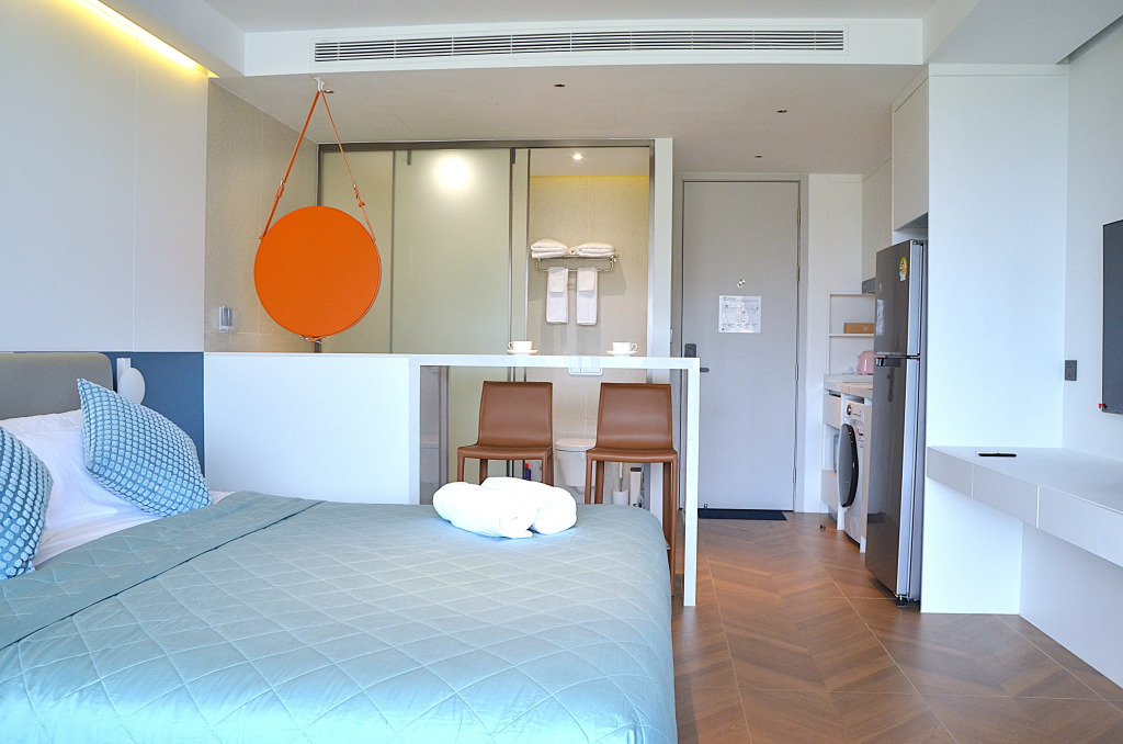 Апартаменты Sunshine Beach Studio