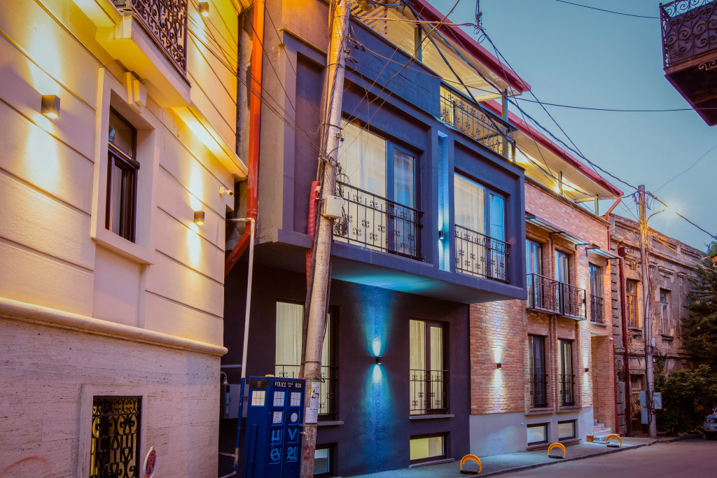 Отель Central Gate Tbilisi Boutique Hotel