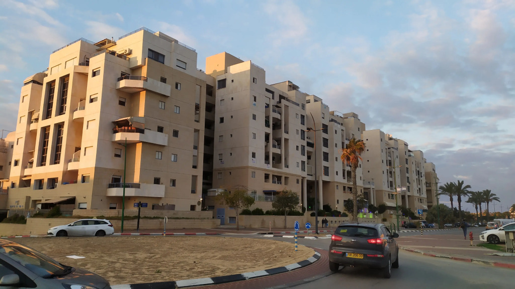 Sea Suites - סוויטות מהממות עם מרפסת ליד המרינה באשקלון
