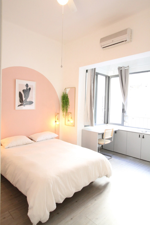 Апартаменты Design & Balcony in City Center by FeelHome