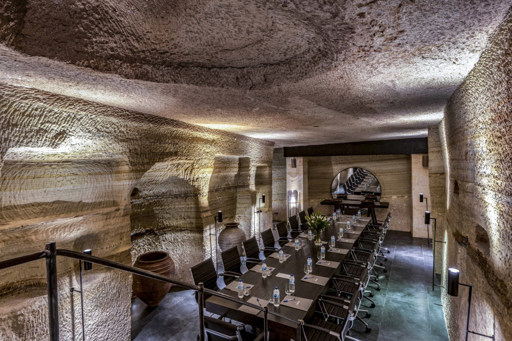 Center Cave House
