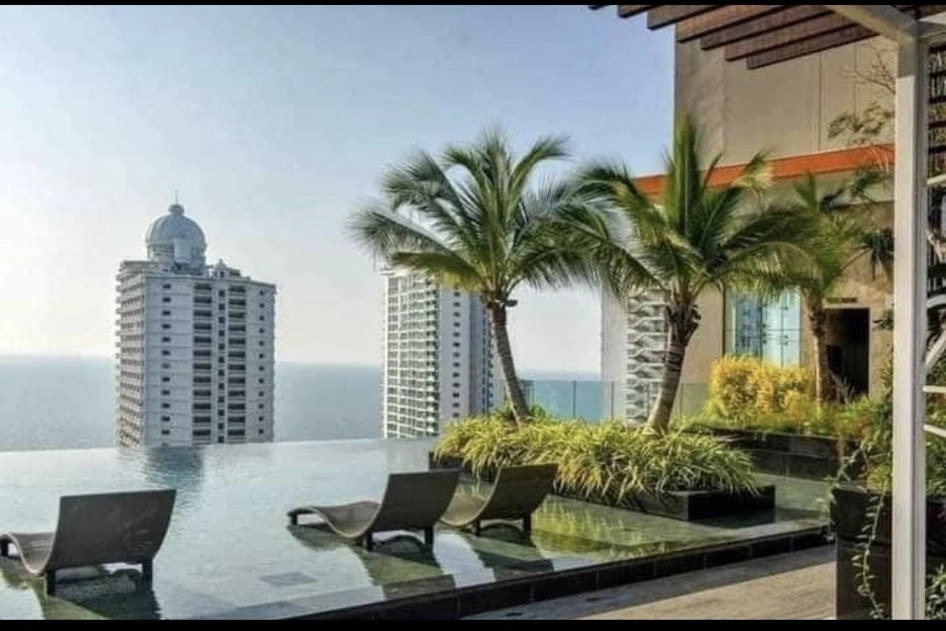 The Riviera Wongamat Hong Apartment