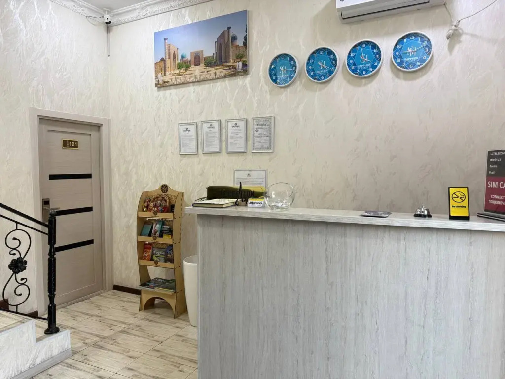 Sapphire Hotel