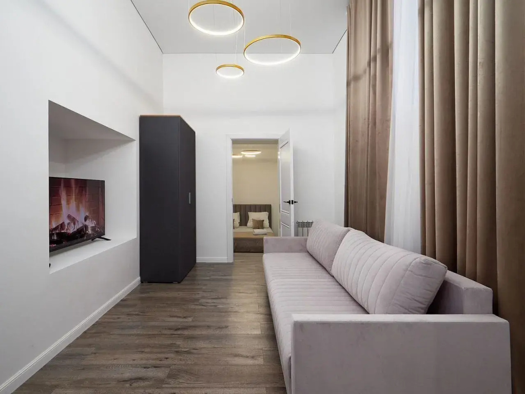 Квартира Mооn hоuse четырехкомнатная 123 м²