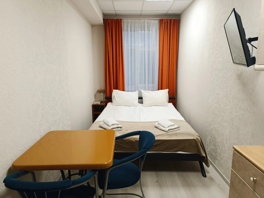 AKtsent Hotel