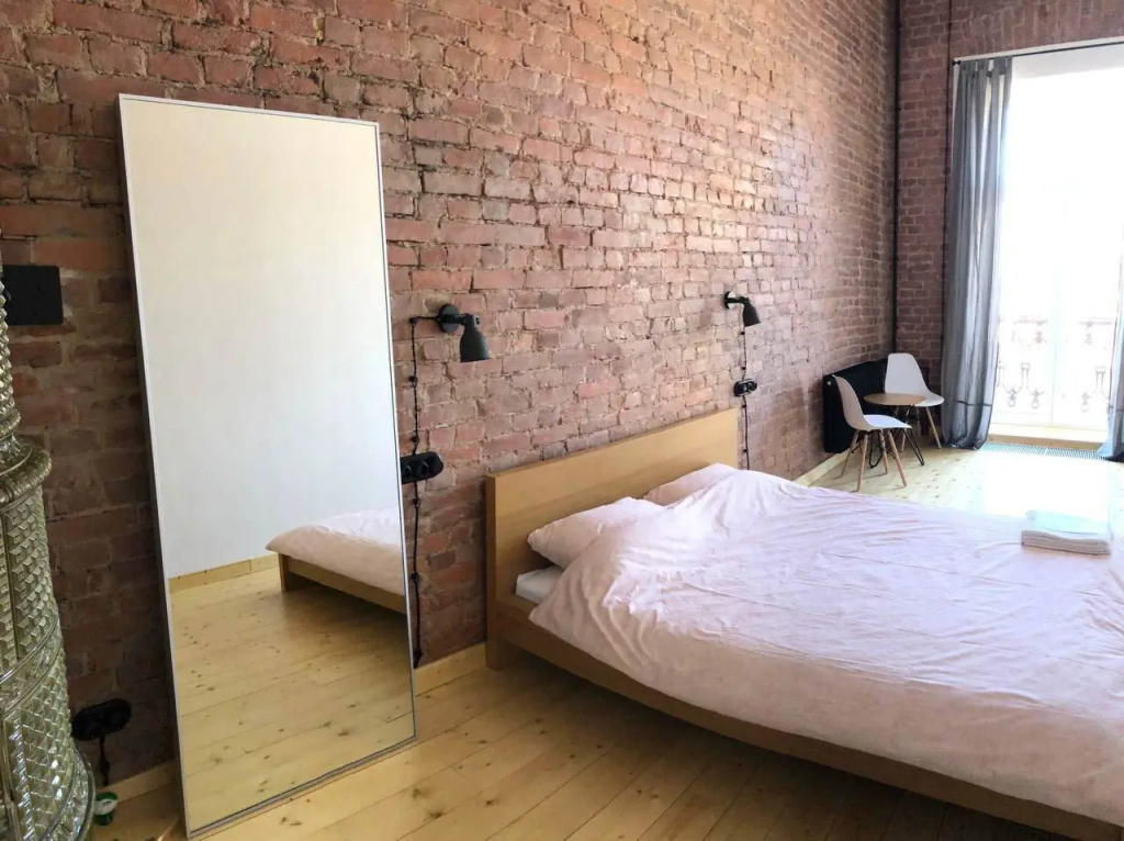 Жилое помещение Forever Young Rooms (Вечно молодой комнаты)
