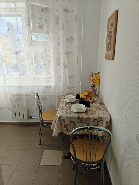 Квартира в 14-м микрорайоне 4