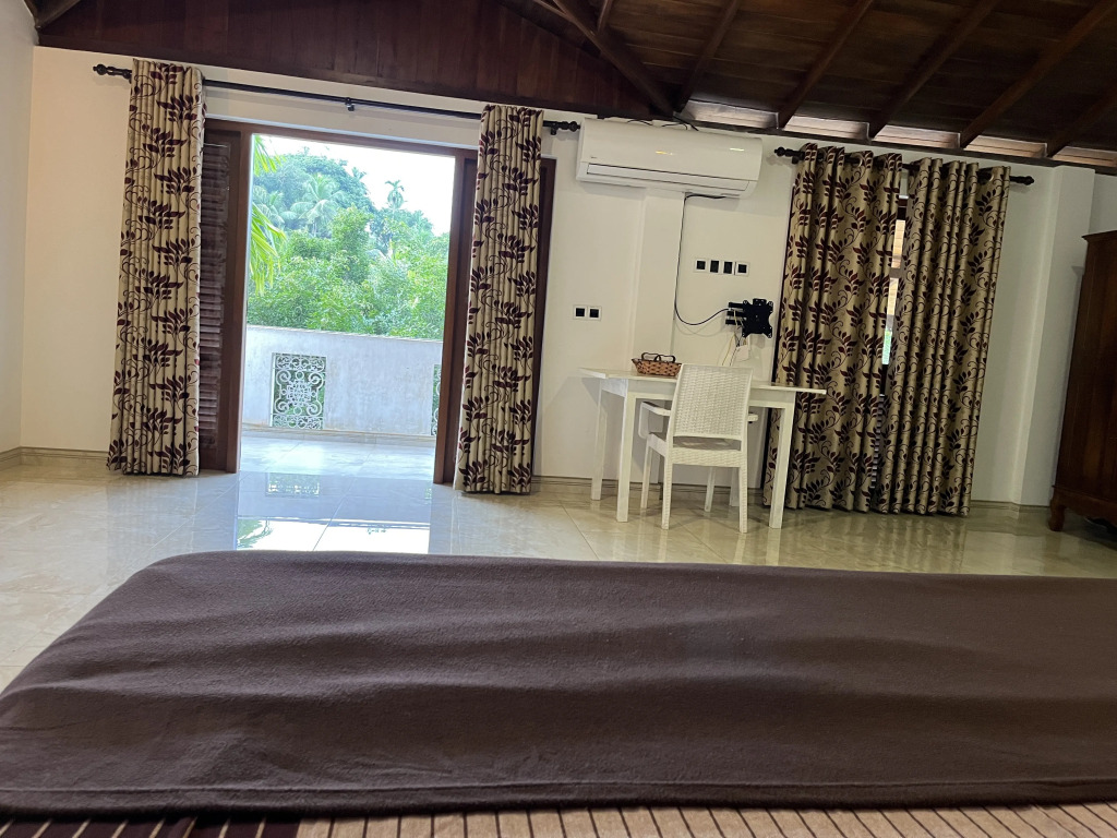 Villa Dinoos- Weligama