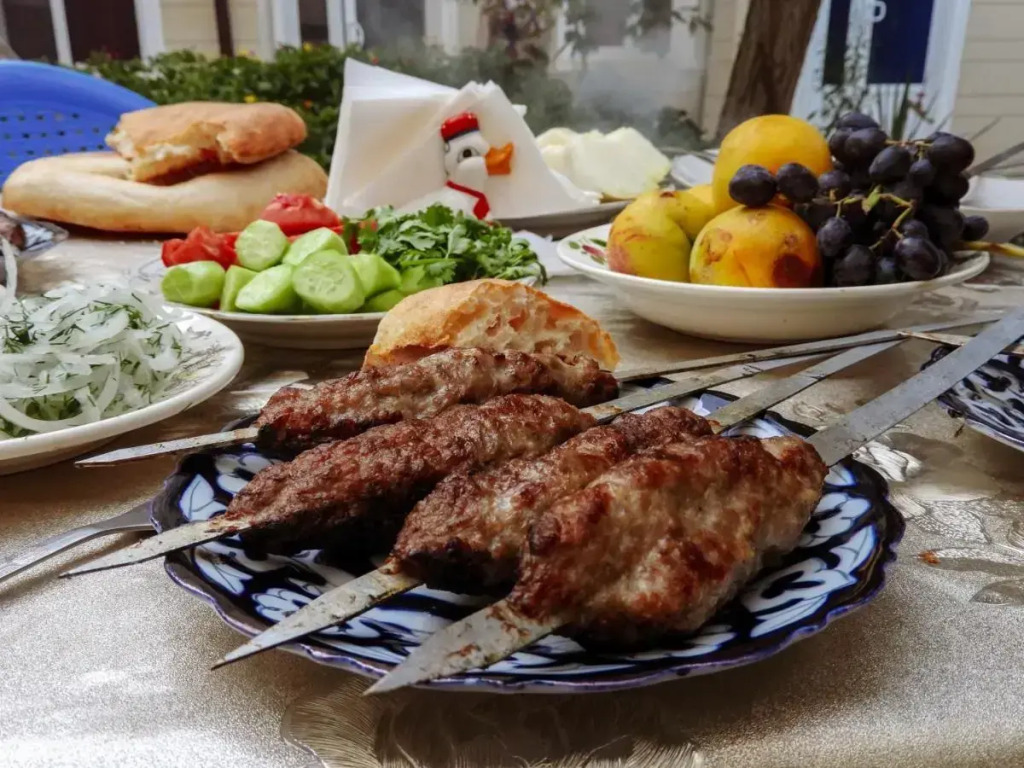 Diyor Hostel