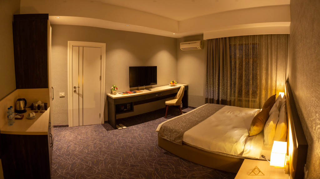 Отель Parkway Inn Hotel & Spa