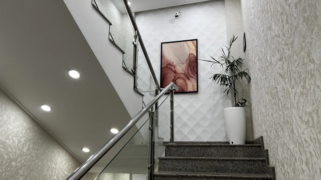 Ohu Palace Hotel