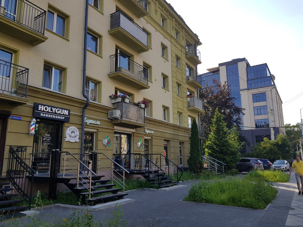 Квартира на улице Театральная