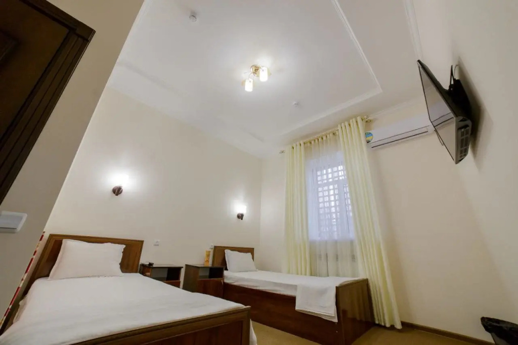 Хостел Caravan Boutique Inn