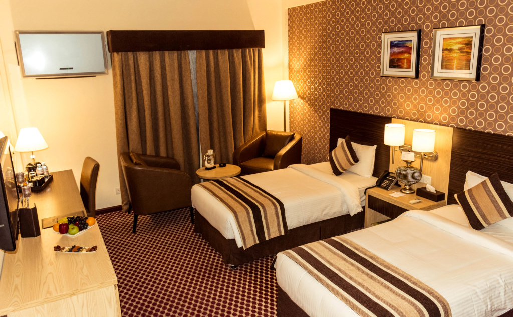 Fortune Karama Hotel