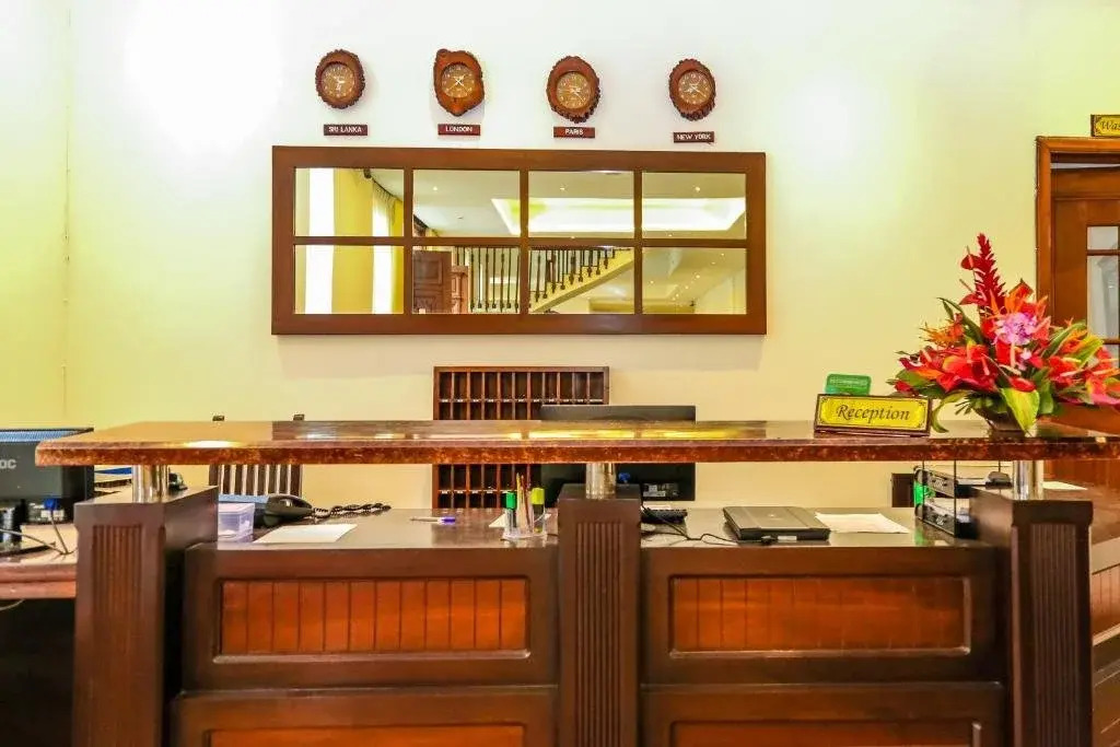 Oak Ray Regency