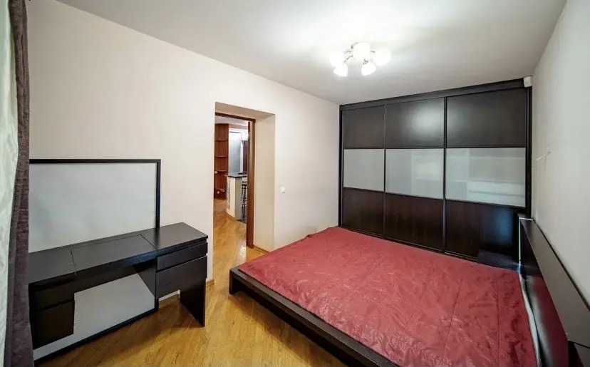 Uyutnaya Dvushka V Zeleni Flat